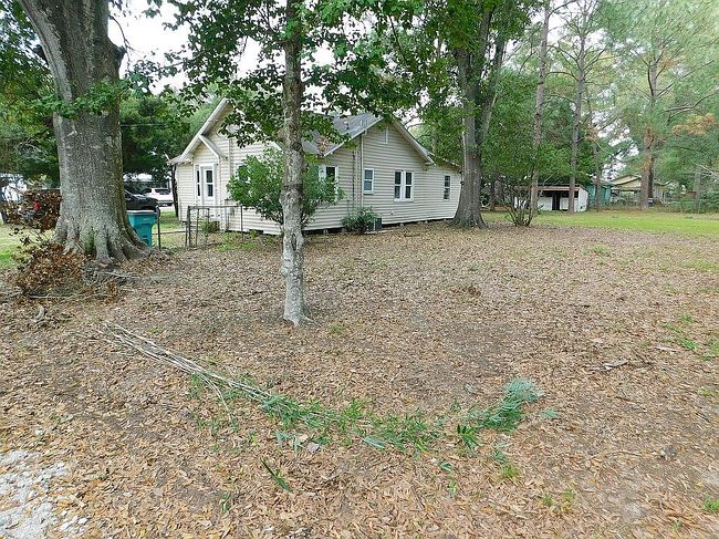 Image of 1550 W Peach Ave
