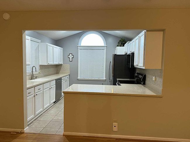 Photo of 1190 Stephanie Dr Unit 2, Hamilton, OH