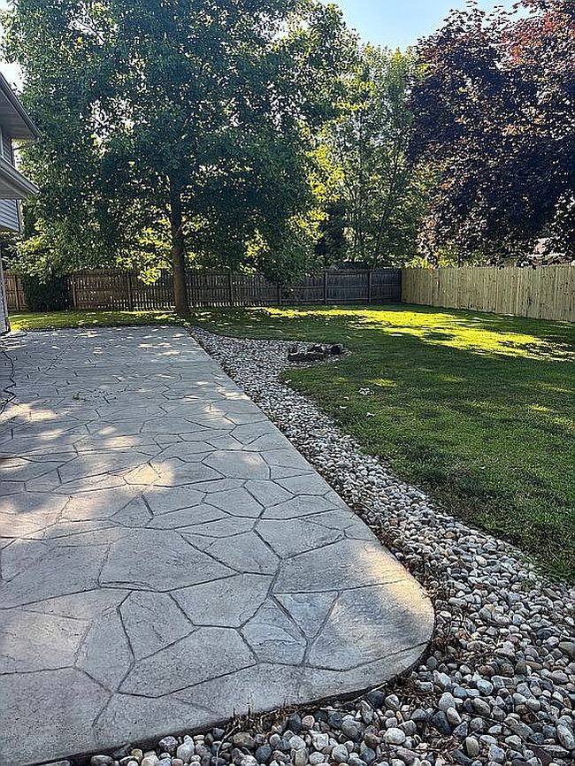 Photo of 7911 Bonny Dr, Saginaw, MI