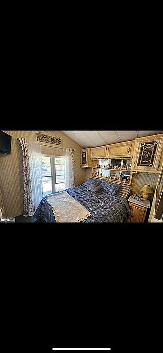Photo of 482 Foxridge Ln, Flinton, PA