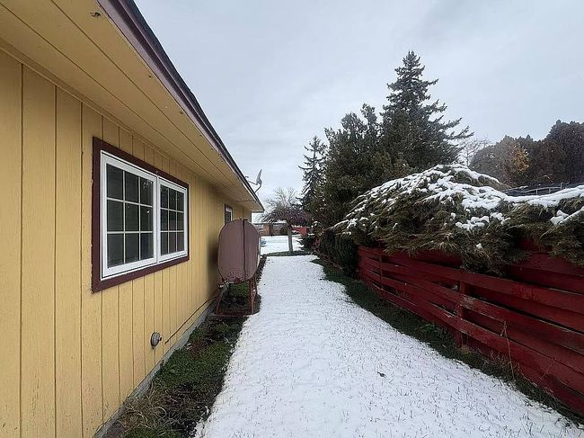 Image of 766 1st St