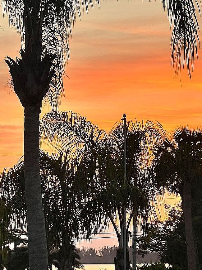 5761 River Grove Dr, Micco, FL