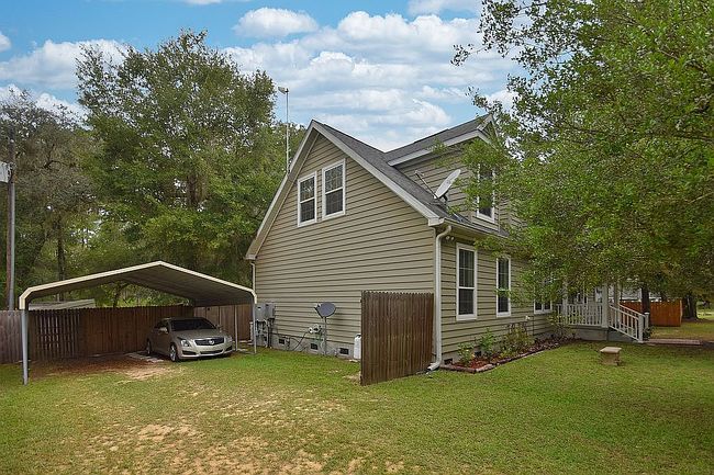 Additional photo 1 of property located at 111 Bent Oak Ln