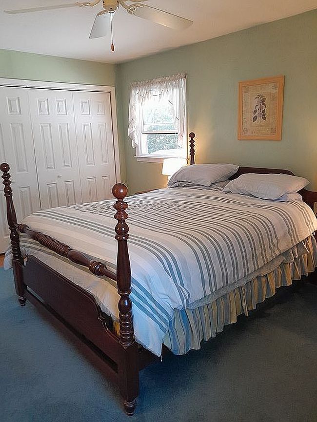 Photo of 12 Ahern Way, Roseland, NJ