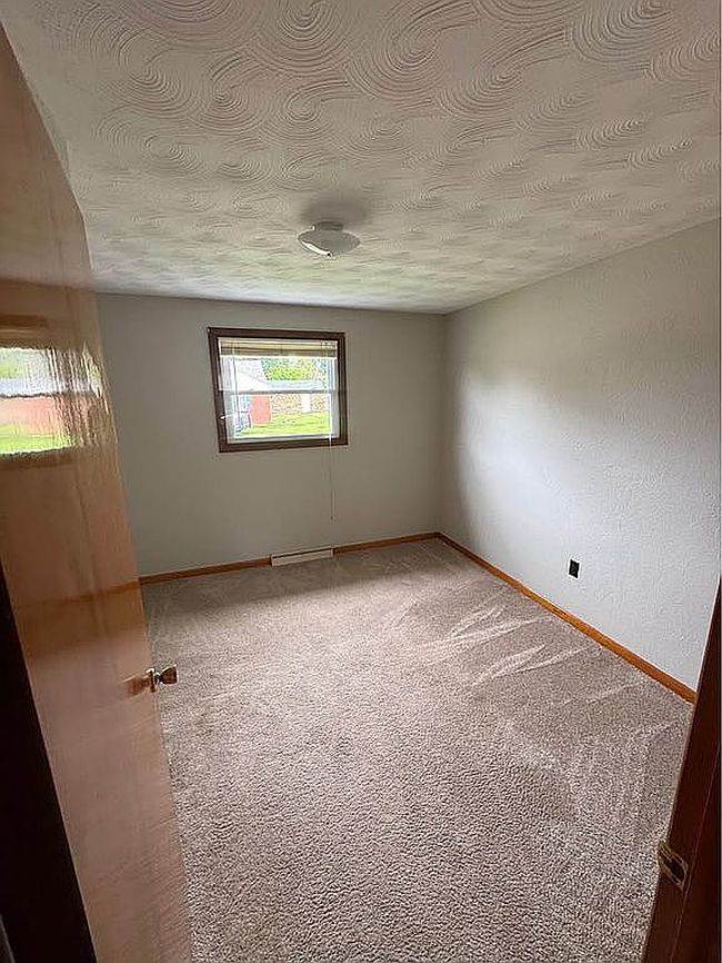 Image of 132 Linn Dr