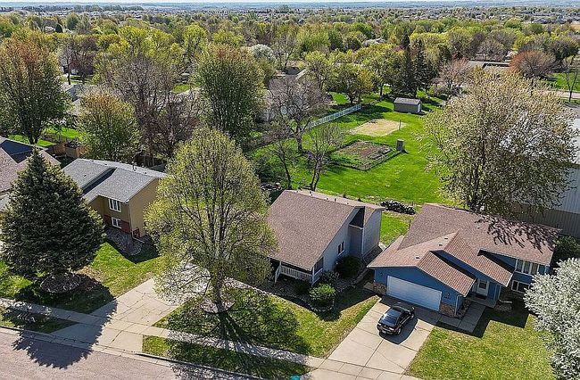 Photo of 4609 E Belmont St, Sioux Falls, SD