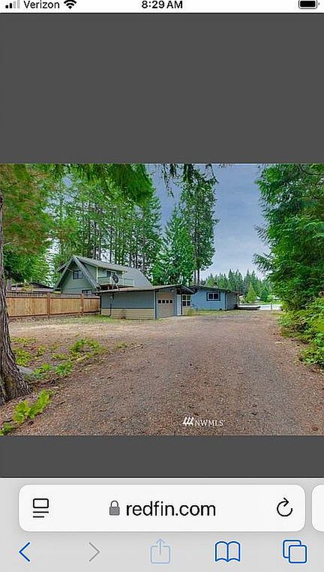 Image of 51 E Tregaron Ct