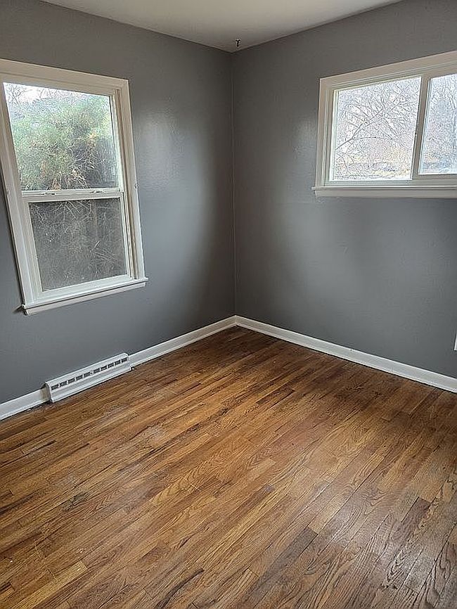 Image of 1667 S Jasmine St