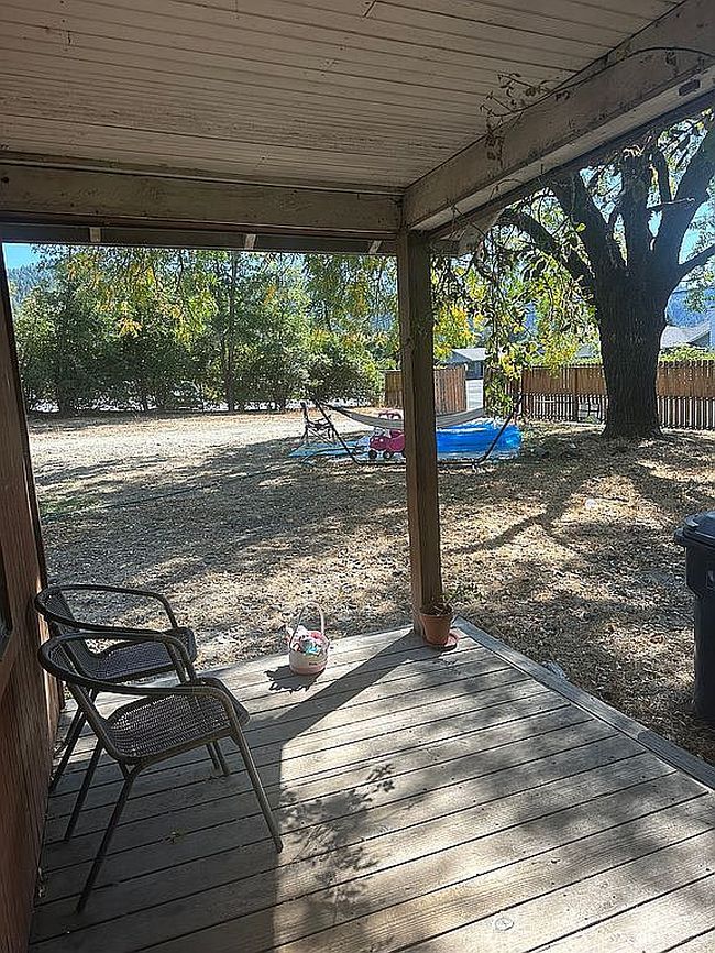 Image of 100 Branscomb Rd