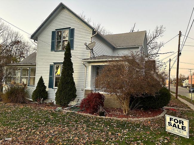 Image of 203 N Shiawassee St
