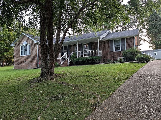 Photo of 4003 S Windsor Ct