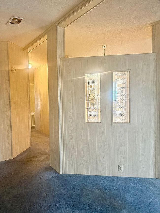 Photo of 3053 Artesian Ln, North Fort Myers, FL