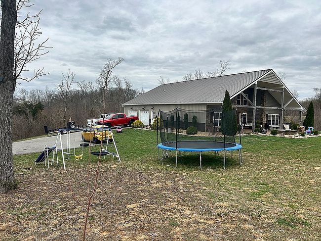Image of 3042 Veterans Memorial Hwy