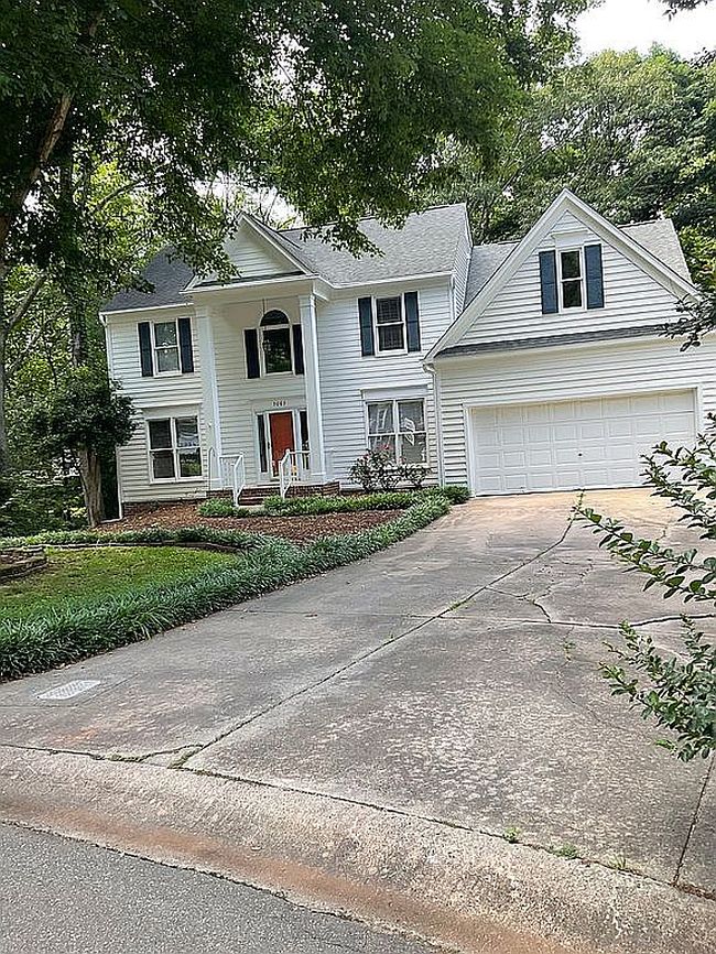 Photo of 9003 Maple Hill Ct, Huntersville, NC