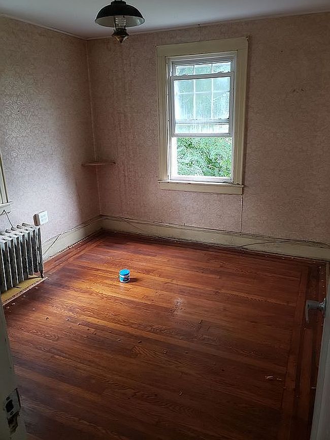 Photo of 124 Stevens Ave, West Hempstead, NY