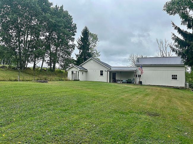Photo of 1718 Stanton Hill Rd, Russell, PA