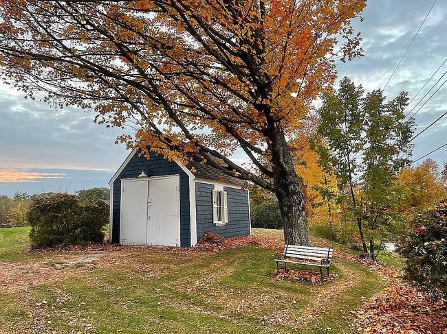 Photo of 216 North Rd, Candia, NH