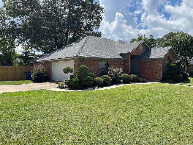 Photo of 400 Park Pl, Marshall, TX