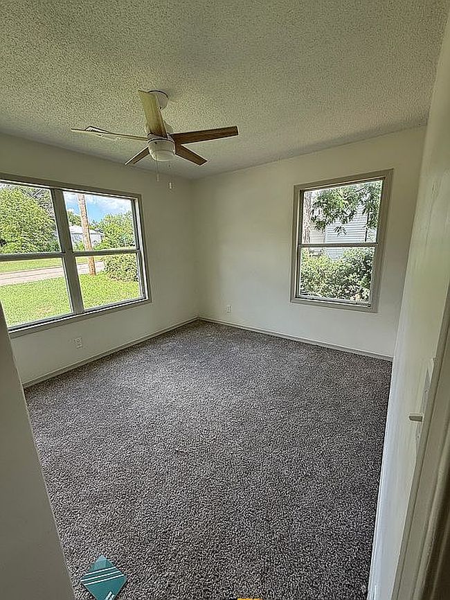 Photo of 2513 E 22nd St N, Wichita, KS