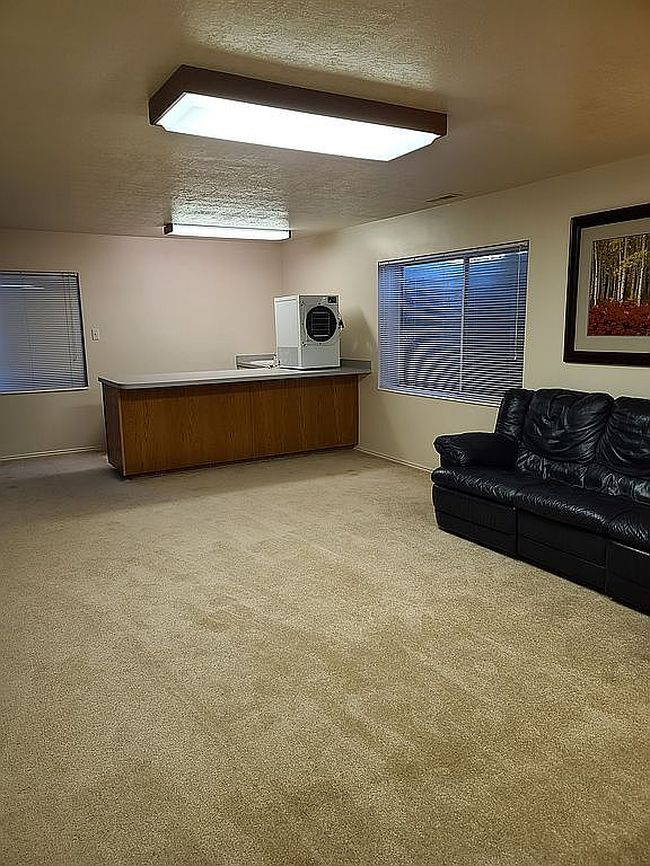 Photo of 662 E 1700 N, Mapleton, UT