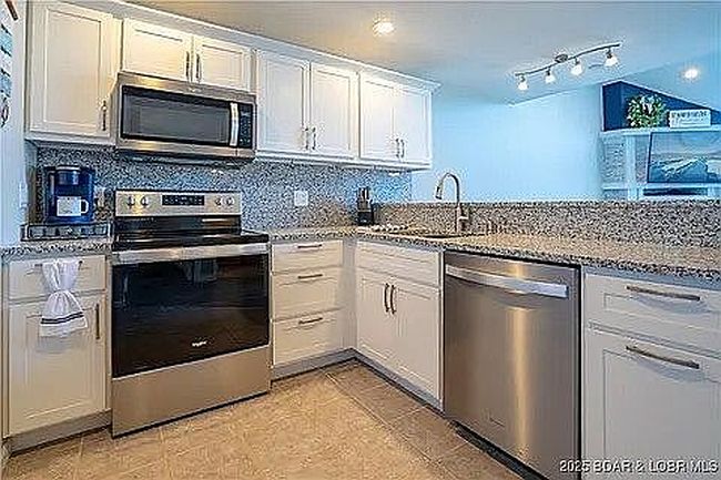 Photo of 538 Clearwater Dr Unit 4B, Camdenton, MO
