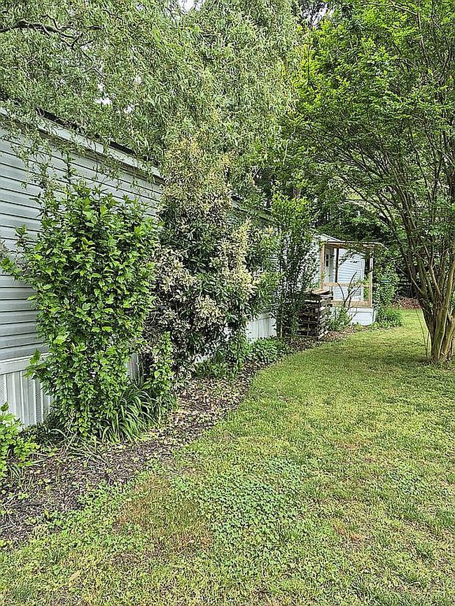 Image of 32350 Hilltop Dr