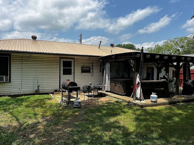 Photo of 807 Carver St, Whitesboro, TX
