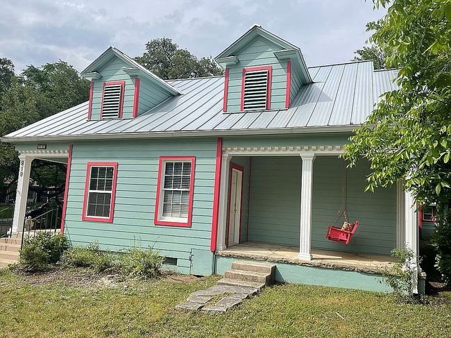 Photo of 818 Harris Ave, Austin, TX
