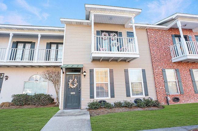 Image of 5240 Arlington Ct