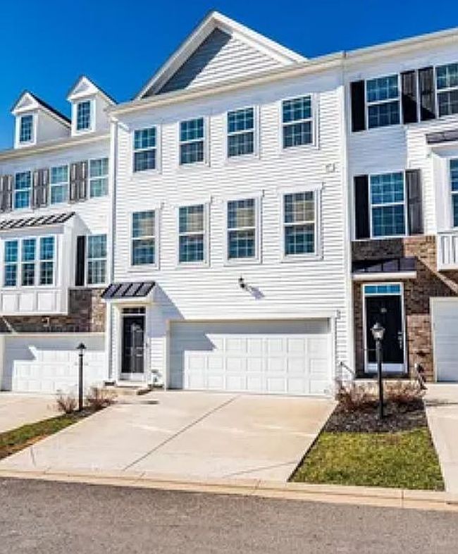 Photo of 13 Dover Ct
