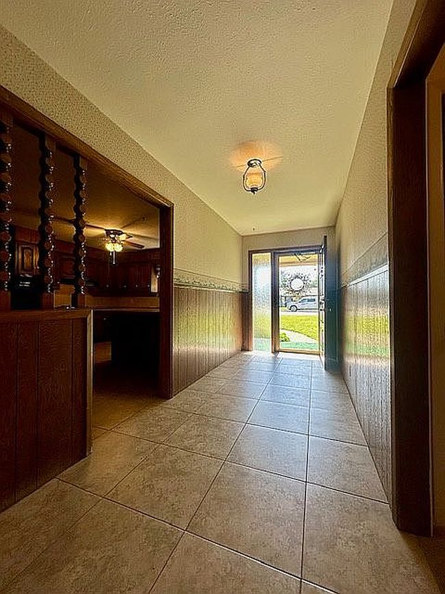 Photo of 2018 Rice Dr, Levelland, TX