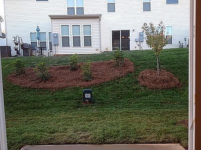 Photo of 2452 Royal York Ave, Charlotte, NC