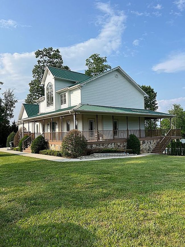 Image of 933 John Henry Lewis Rd