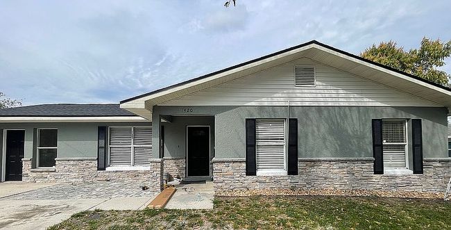 Image of 1420 Wood Ave