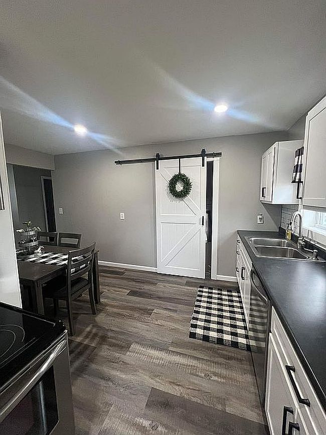 Photo of 614 Cleveland St, Jerseyville, IL