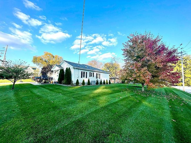Photo of 108 S Kossuth St, Millstadt, IL