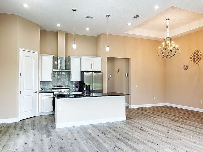 Preview of property located at 11 Cunningham Ln