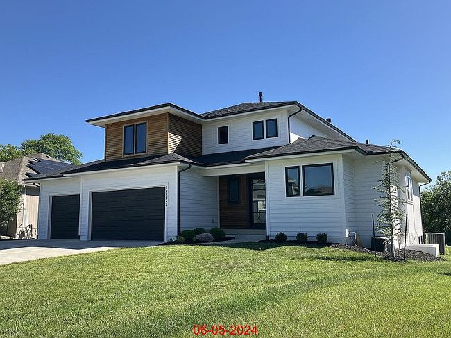 Photo of 15232 W 171st Ter