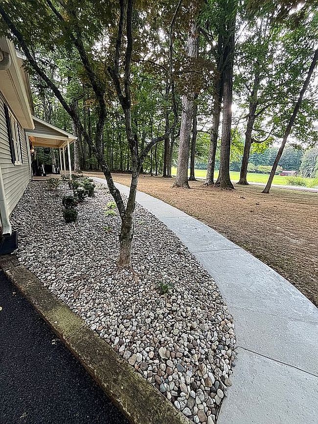 Photo of 1235 Claypool Boyce Rd