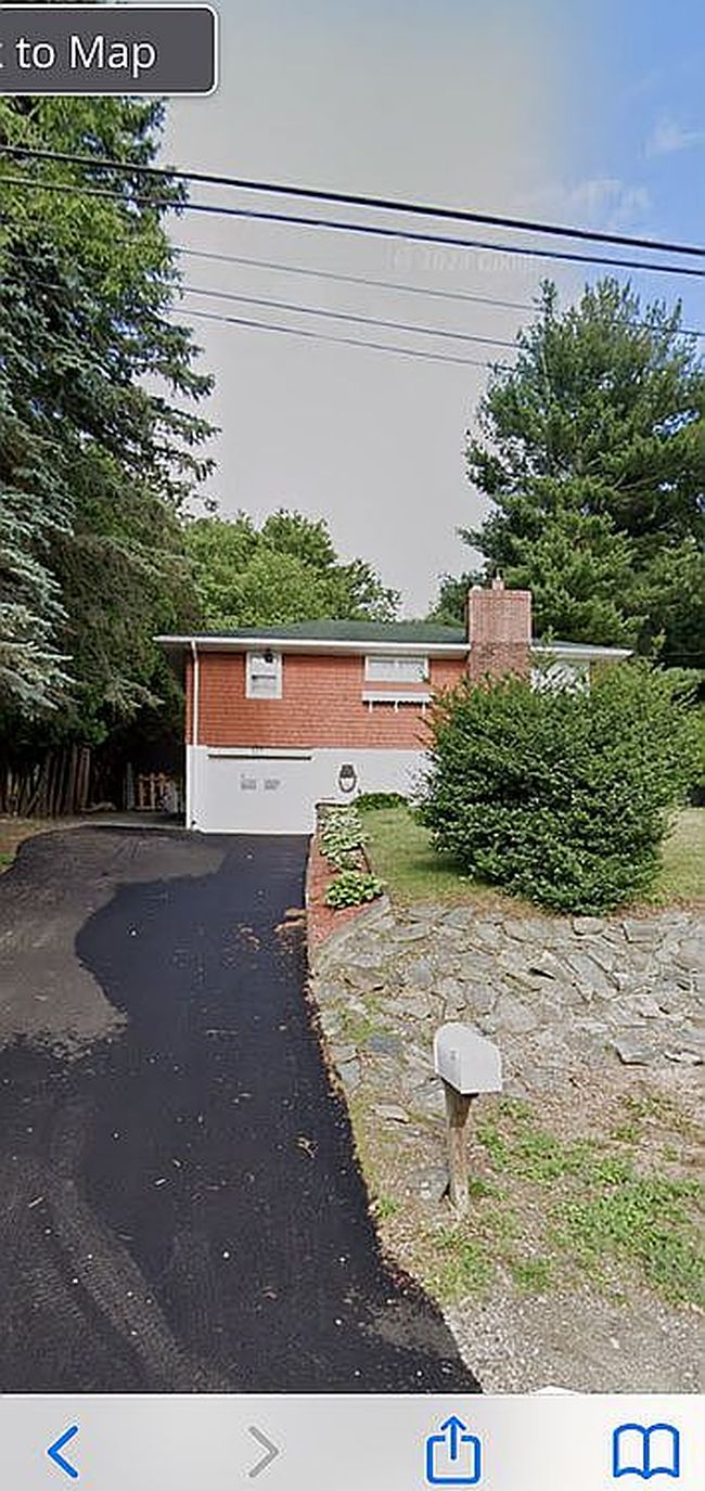 Photo of 127 Loxwood St
