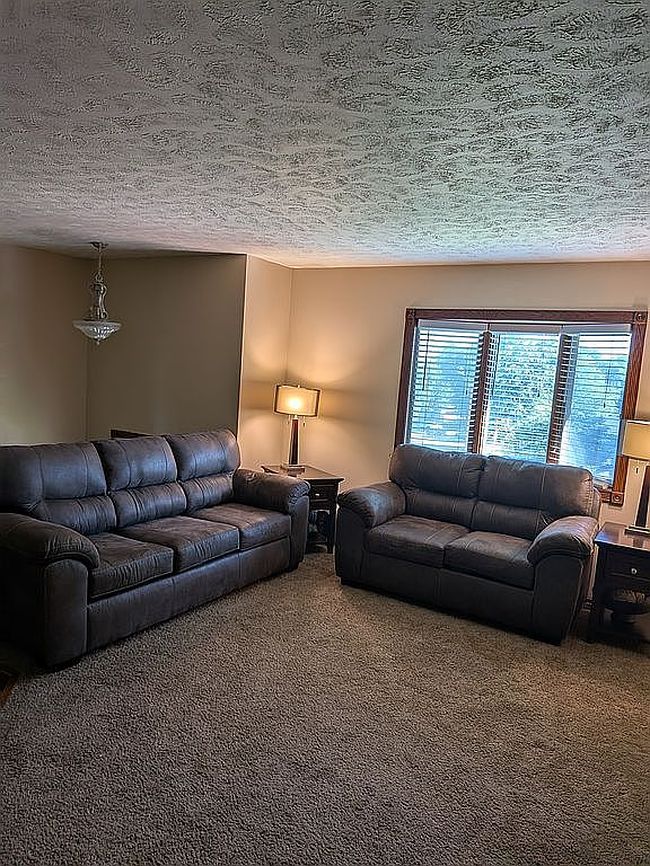 Photo of 11927 N 157th Cir, Bennington, NE