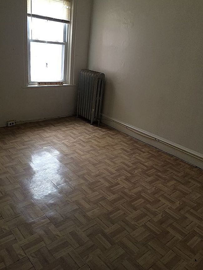 Image of 311 S 8th St