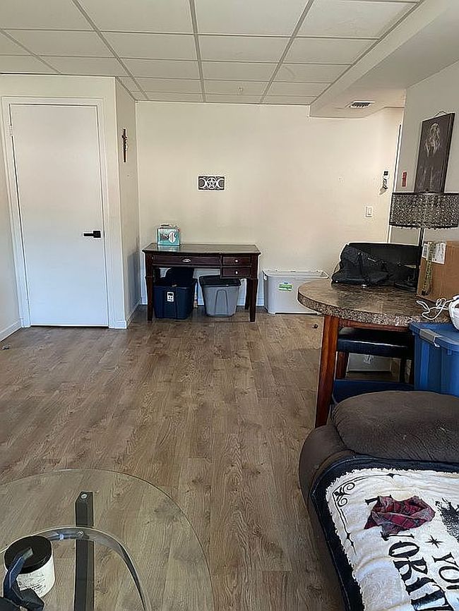 Photo of 195 Lake Pointe Cir, Middle Island, NY