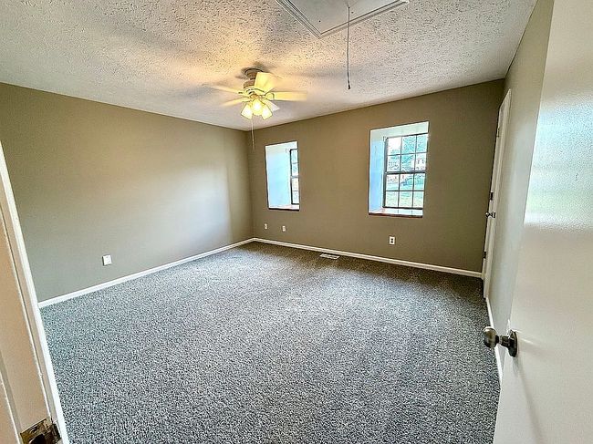 Additional photo 2 of property located at 39 Nags Head Ct