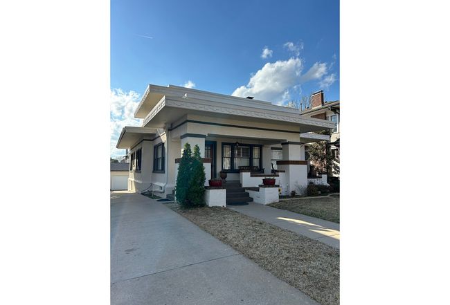 Preview of property located at 1712 South Madison Avenue