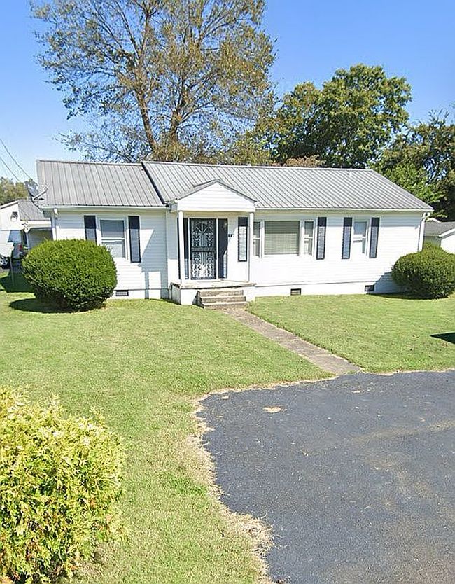 Preview of property located at 118 W Pierson St