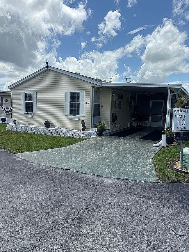 Photo of 32 Henry Dr, Winter Haven, FL