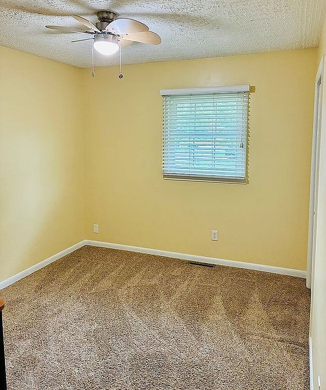 Image of 1041 Primrose Cir