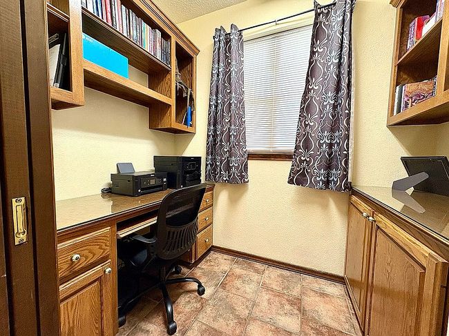 Additional photo 3 of property located at 1408 N Fm 2148