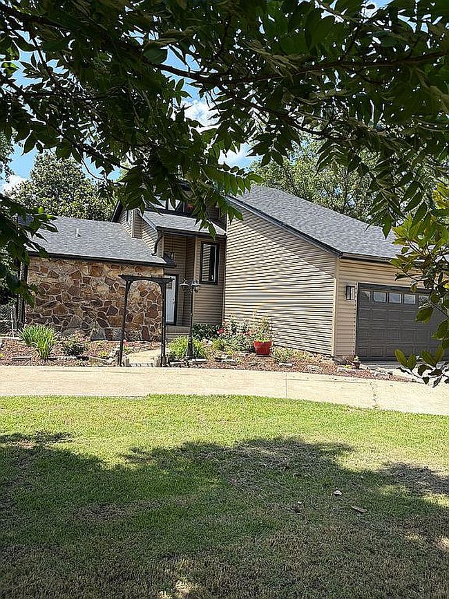 Photo of 133 Larue Ln, Sikeston, MO